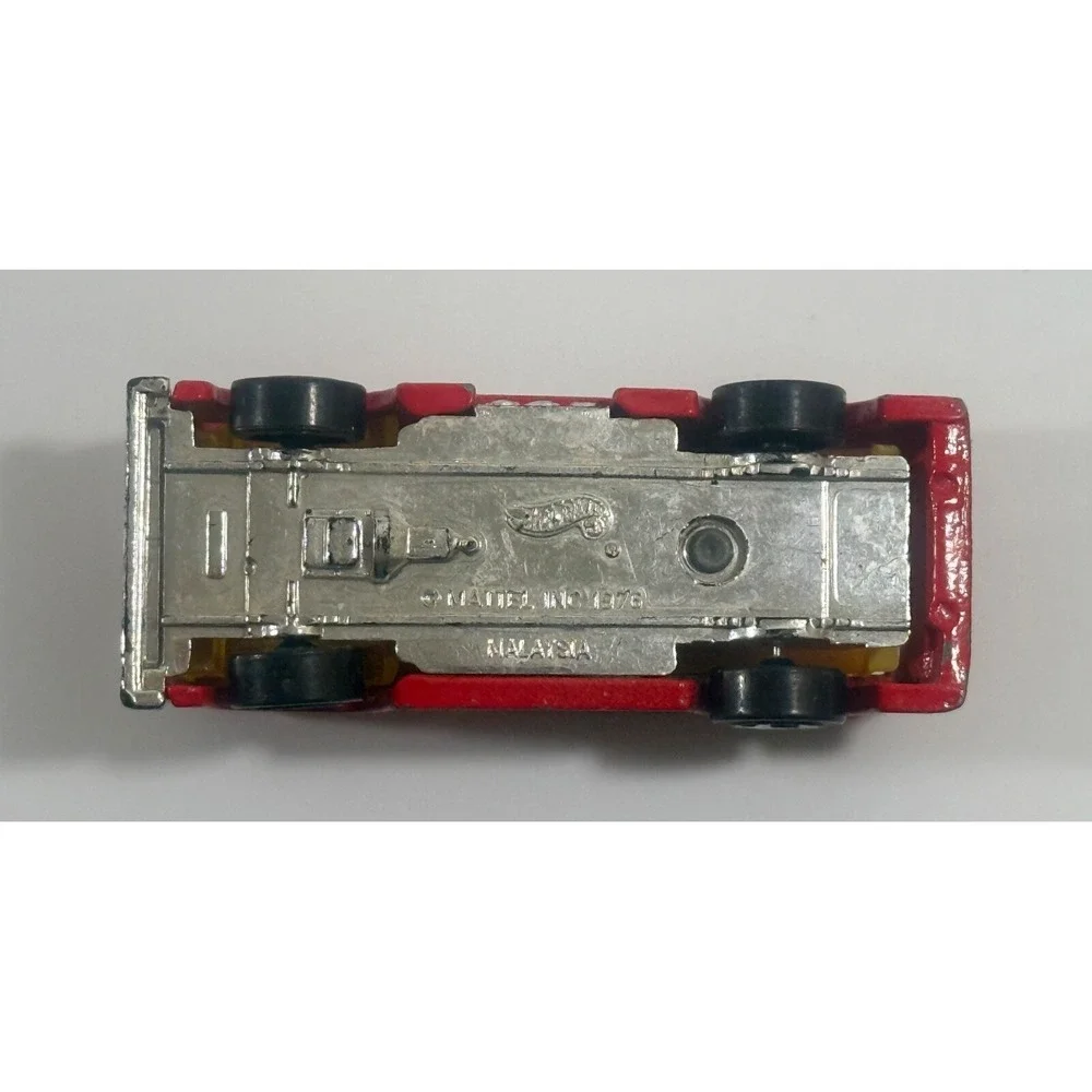Hot Wheels Metro 122 Red / Yellow‎ 1976 Firetruck Malaysia